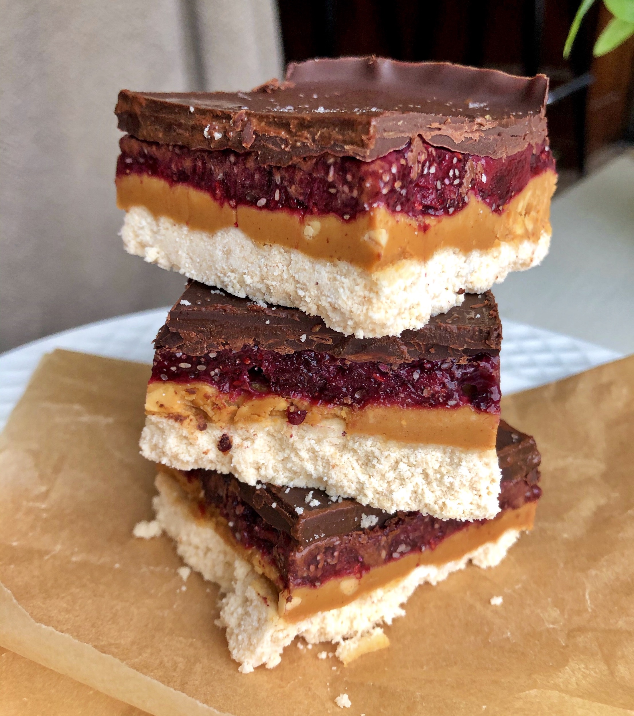 Healthy Peanut Butter and Jelly Bars