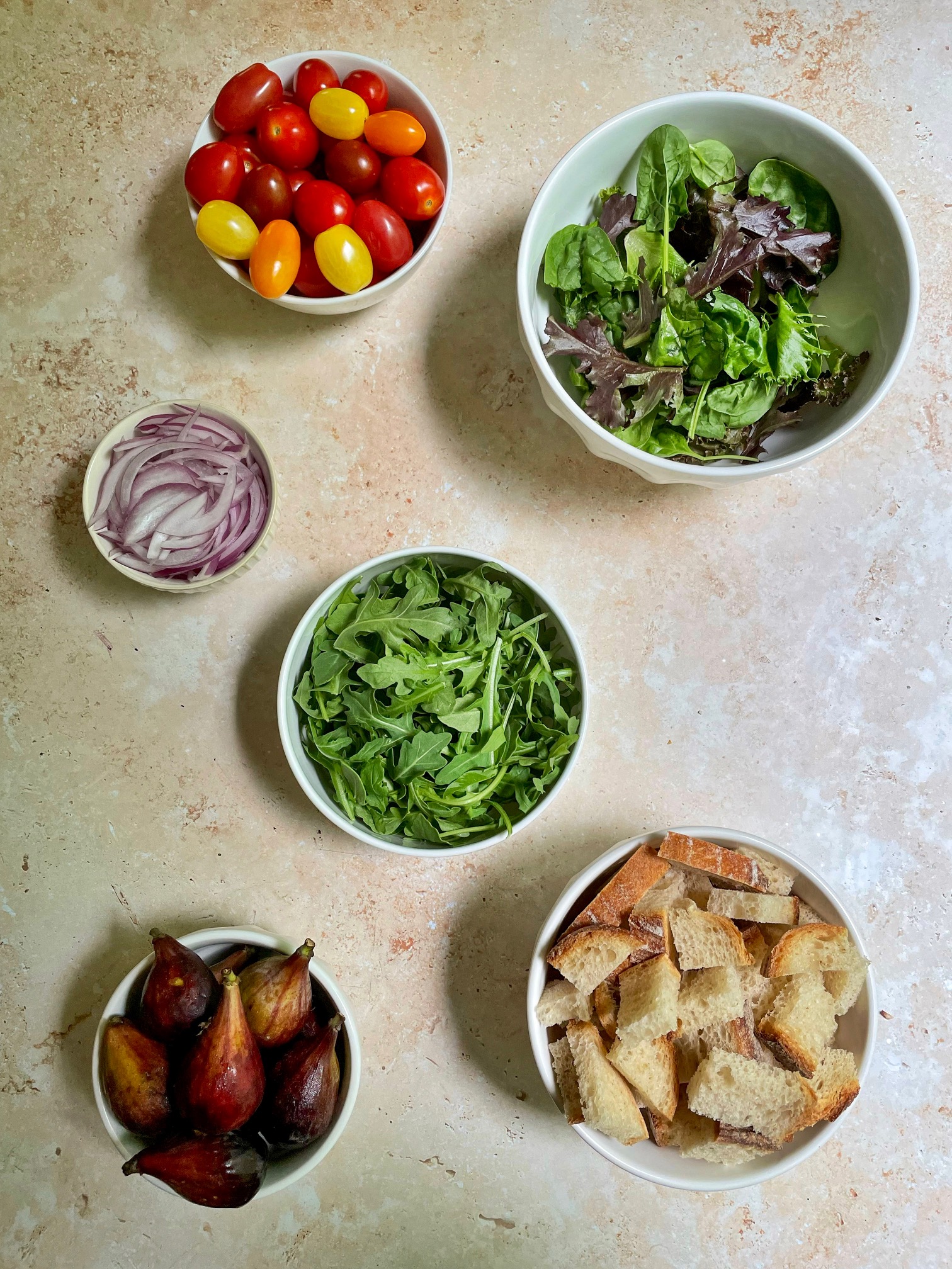 Fig panzanella salad ingredients.